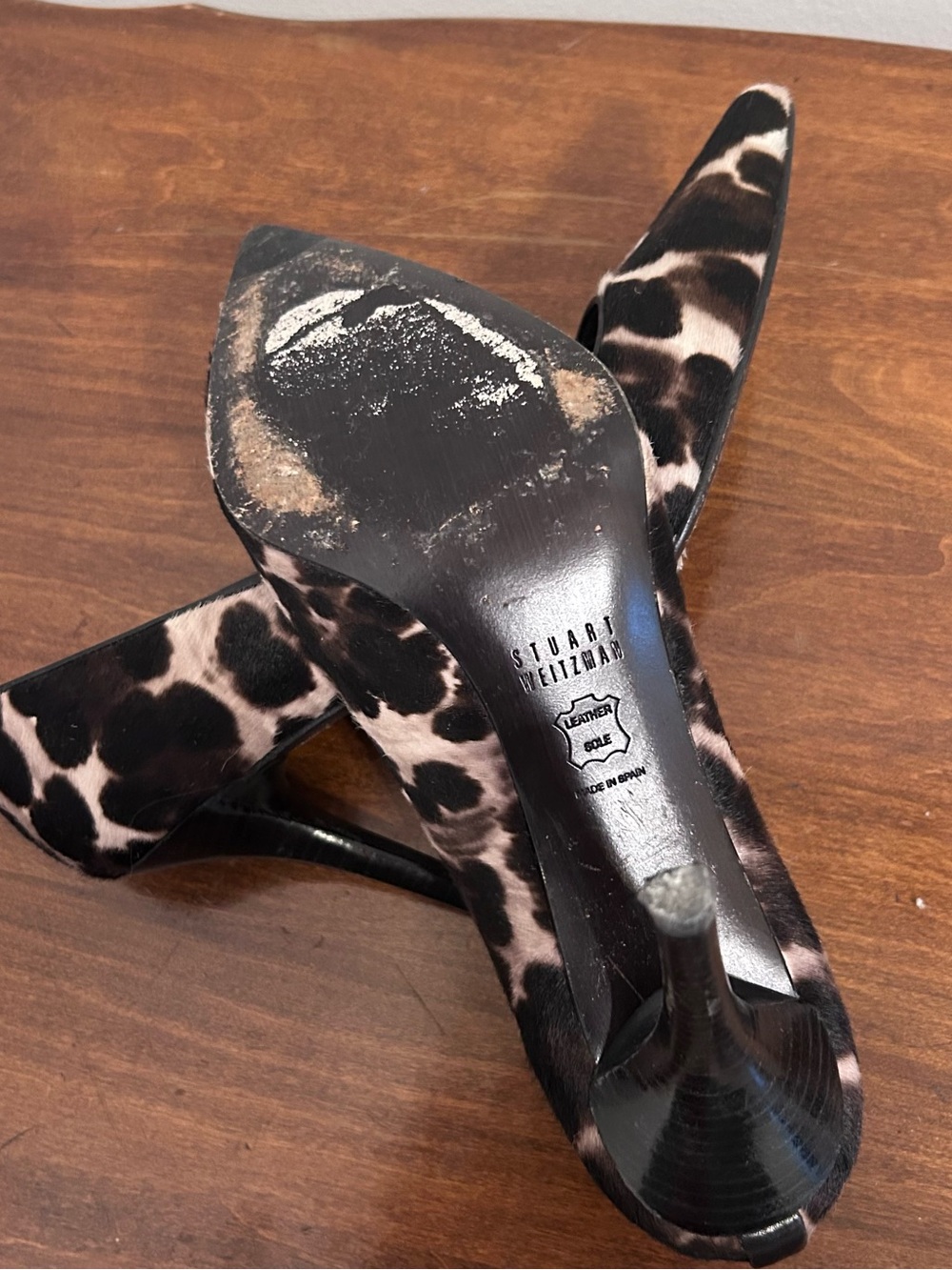 ❤️MAKE OFFER❤️ Stuart Weitzman Leopard Animal Print Pointed Toe Heels Size 8 - Picture 7 of 9